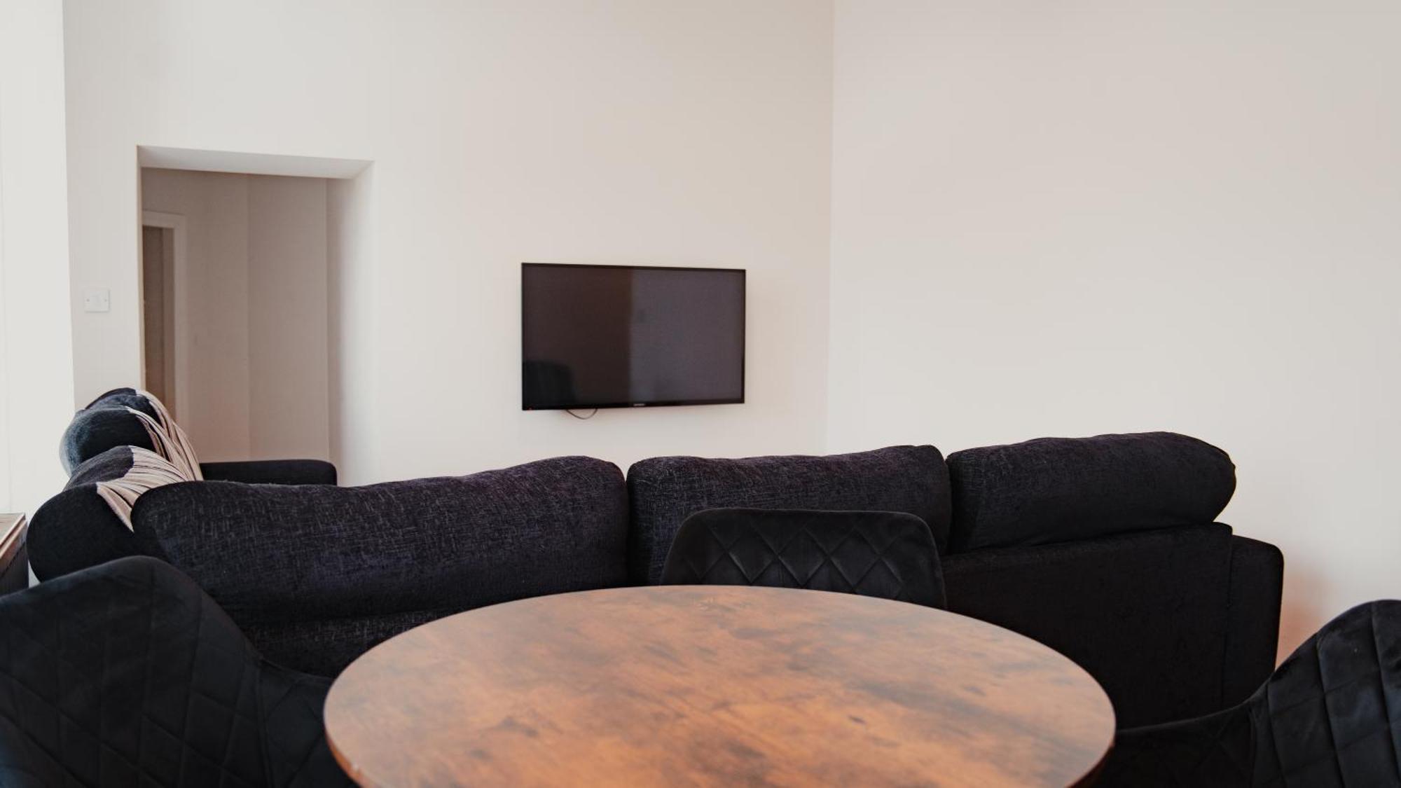 Royal Chambers Serviced Apartamento *